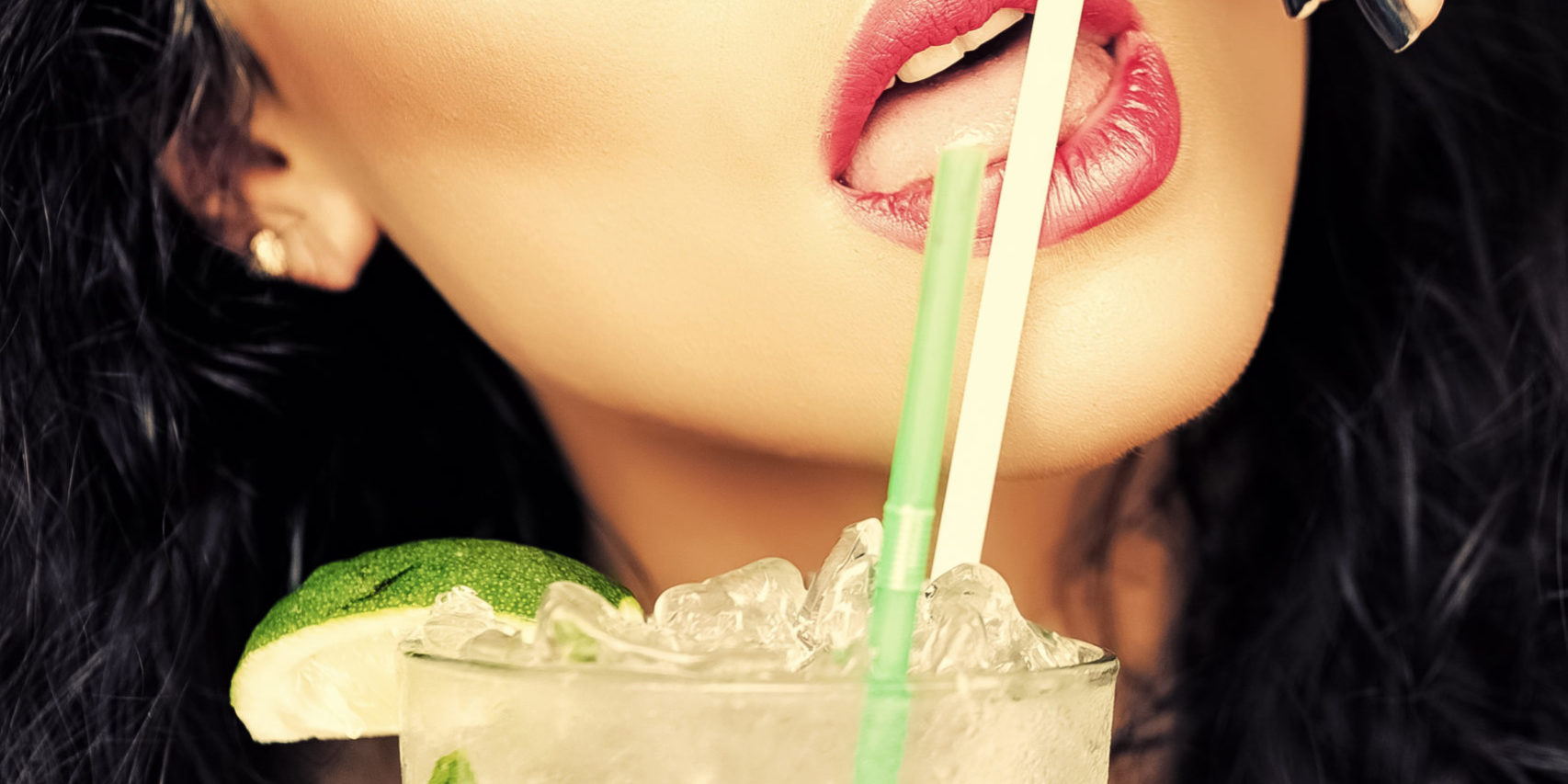 Closeup,Of,Sensual,Young,Brunette,Woman,With,Curly,Hair,And